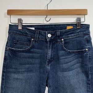 Pilcro jeans Anthropologie size 27 has stretch darker wash baddie denim